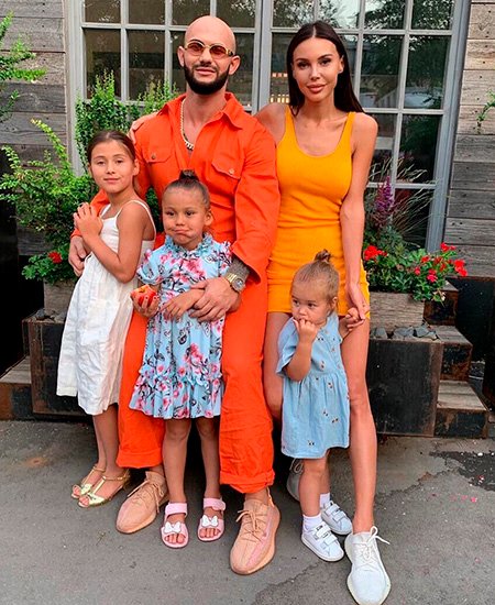 Джиган и Оксана Самойлова с детьми