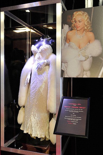 Выставка Мадонны Material Girl в Macy's