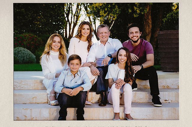 Рождественская открытка королевской семьи Иордании