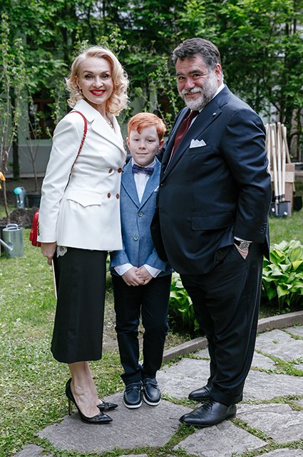 Екатерина Моисеева и Михаил Куснирович с сыном