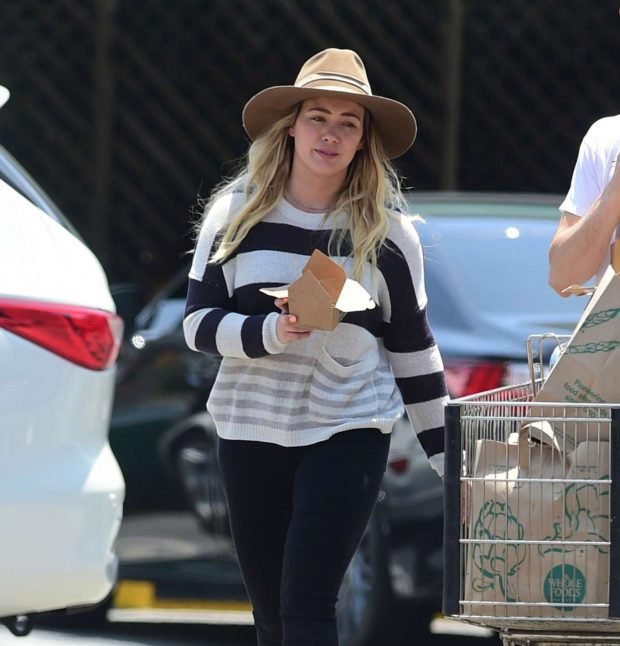 Hilary Duff: Out in Los Angeles-13