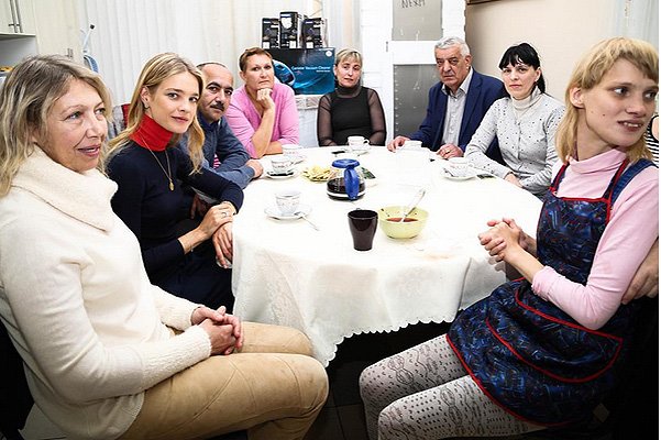 Семья Натальи Водяновой на встрече с сотрудниками 