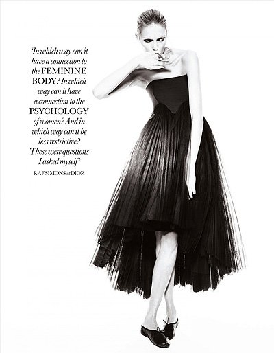 Аня Рубик в февральском номере британского Elle