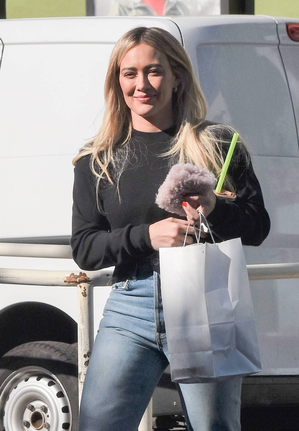 Hilary Duff 2022 : Hilary Duff – Out in Los Angelels-03