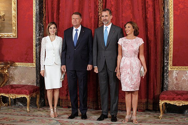 Королева Летиция, президент Румынии Клаус Йоханнис, король Фелипе и первая леди Румынии Кармен Йоханнис