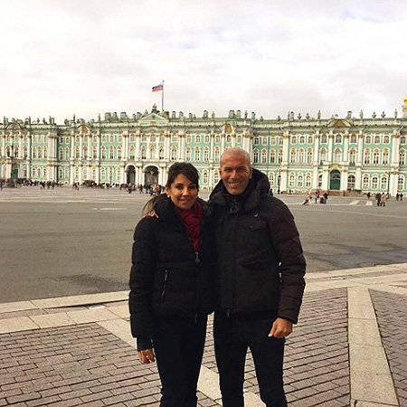 Вероника и Зинедин Зидан на Дворцовой площади
