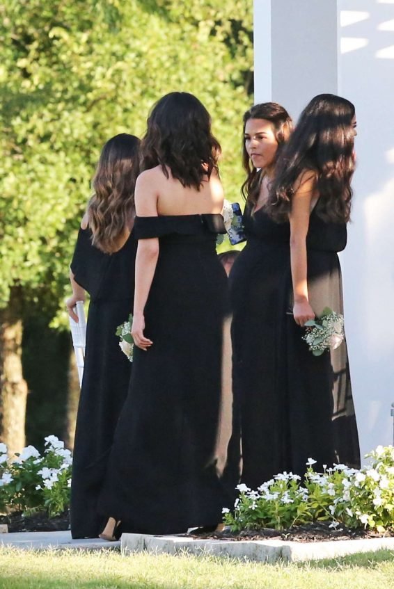 Selena Gomez 2019 : Selena Gomez â Spotted at her cousins wedding in Los Angeles-20