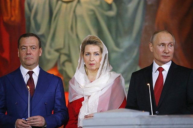 Дмитрий и Светлана Медведевы, Владимир Путин