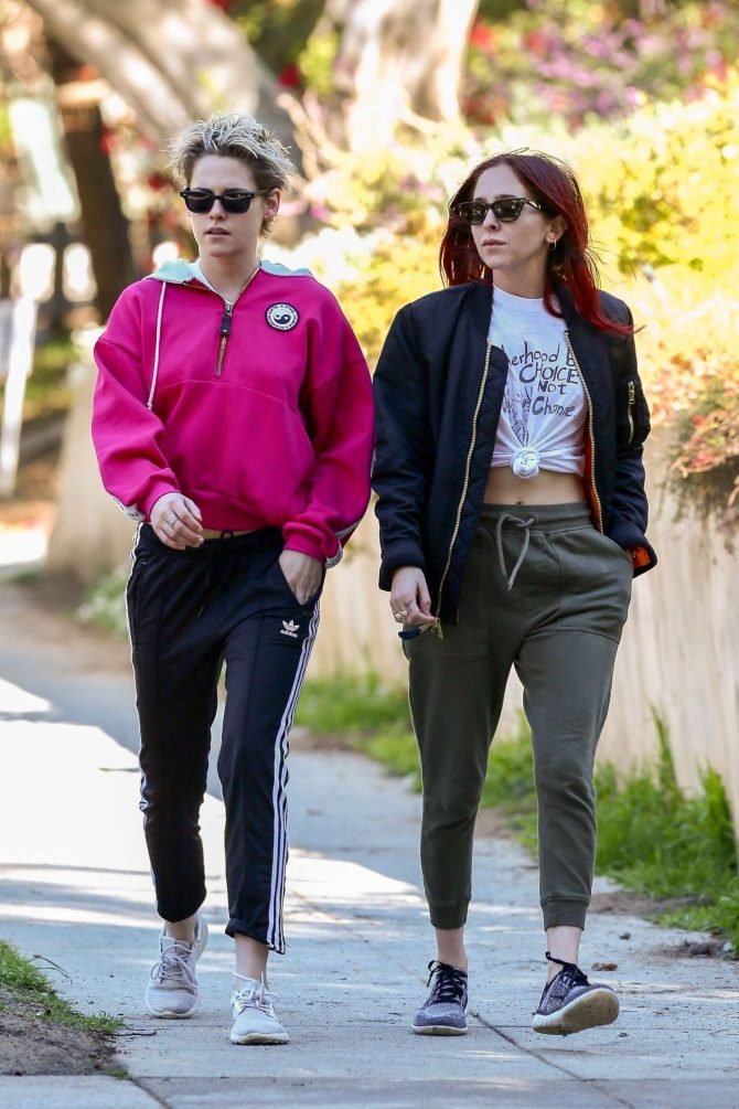 Kristen Stewart and Sara Dinkin: Out for a hike in Los Feliz -11