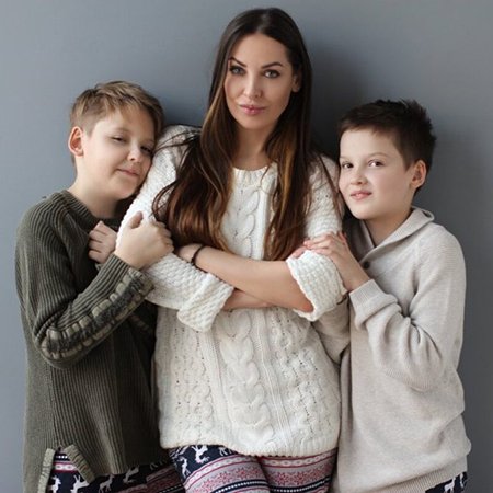 Наталья Краснова с сыновьями