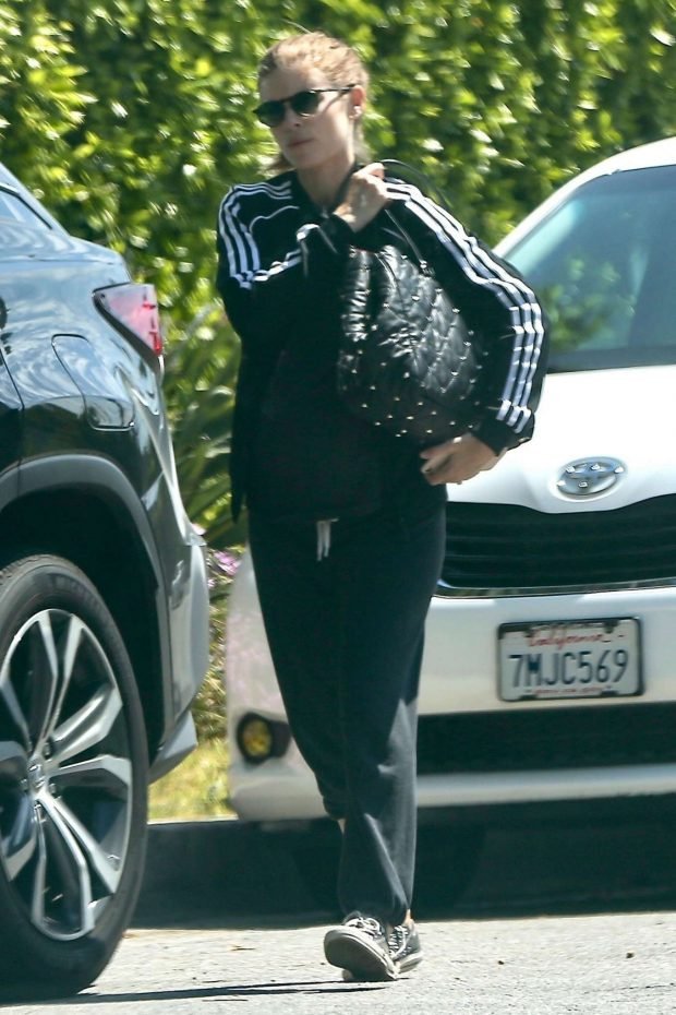 Kate Mara: Out for lunch in Los Feliz -09