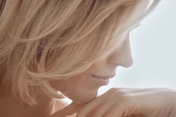 Кадры из рекламного ролика Dior