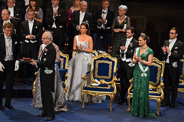 король Карл Густав VI, королева Сильвия, принцесса Мадлен, принц Карл Филипп, кронпринцесса Виктория, принц Даниэль