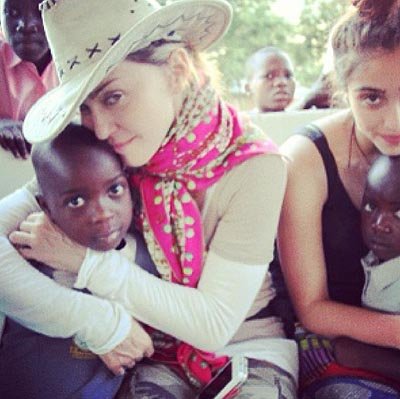 Власти Малави недовольны Мадонной