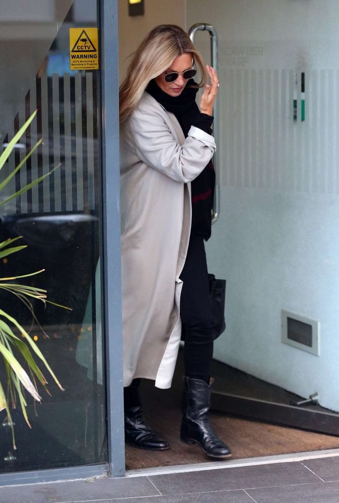 Kate Moss: Leaving a health spa in London -05