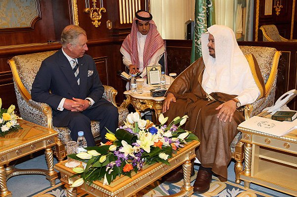 Принц Чарльз и герцогиня Камилла прибыли в Саудовскую Аравию