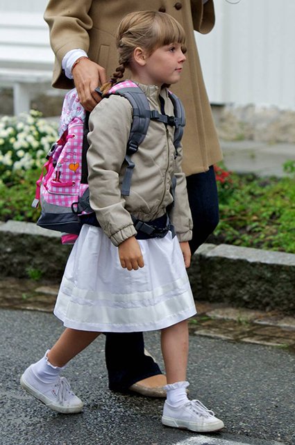 Ингрид Александра в свой первый школьный день