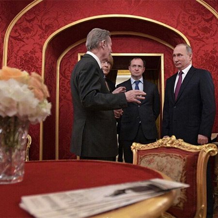 Владимир Мединский и Владимир Путин на открытии исторического здания Малого театра