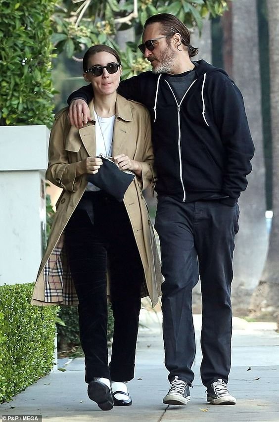 Rooney Mara & Joaquin Phoenix in LA, January 11, 2018