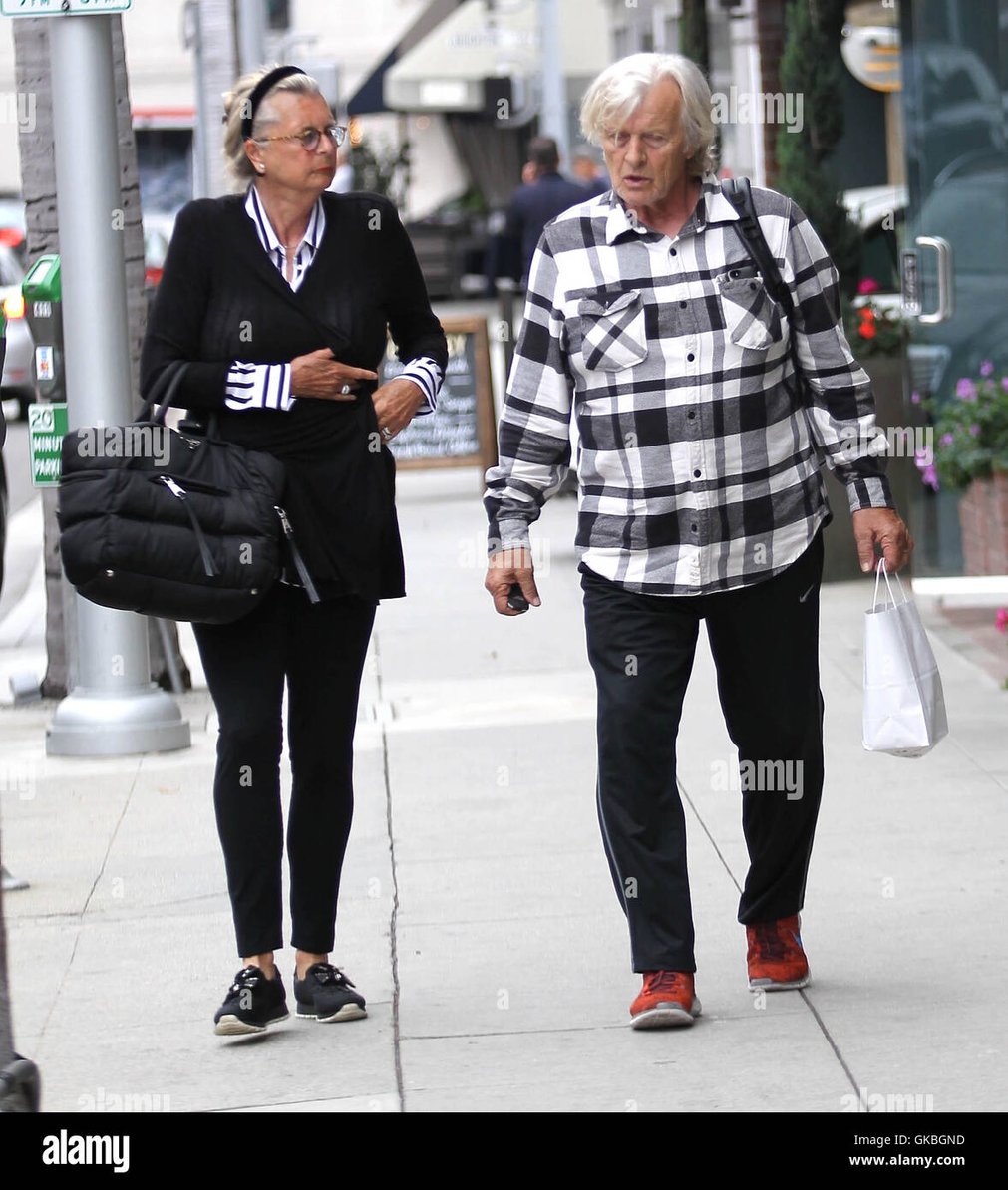 https://c8.alamy.com/comp/GKBGND/rutger-hauer-and-his-wife-go-shopping-in-beverly-hills-featuring-rutger-GKBGND.jpg