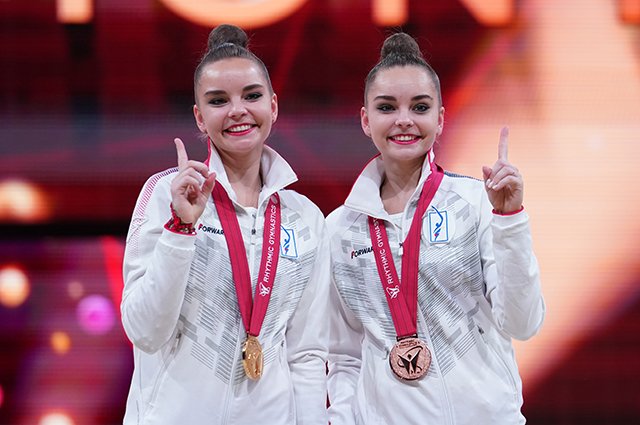 Сестры Аверины на чемпионате мира по художественной гимнастике