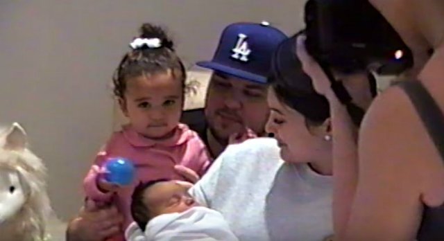 Роб Кардашьян с дочерью, Кайли Дженнер с племянницей и Ким Кардашьян