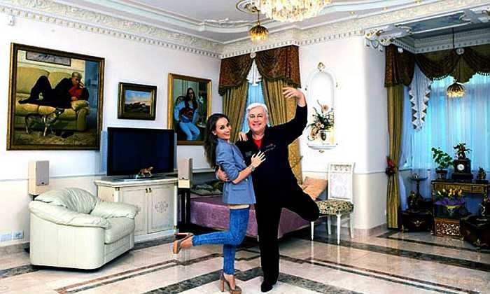 Владимир Винокур с дочерью. / Фото: www.psudoterad.ru