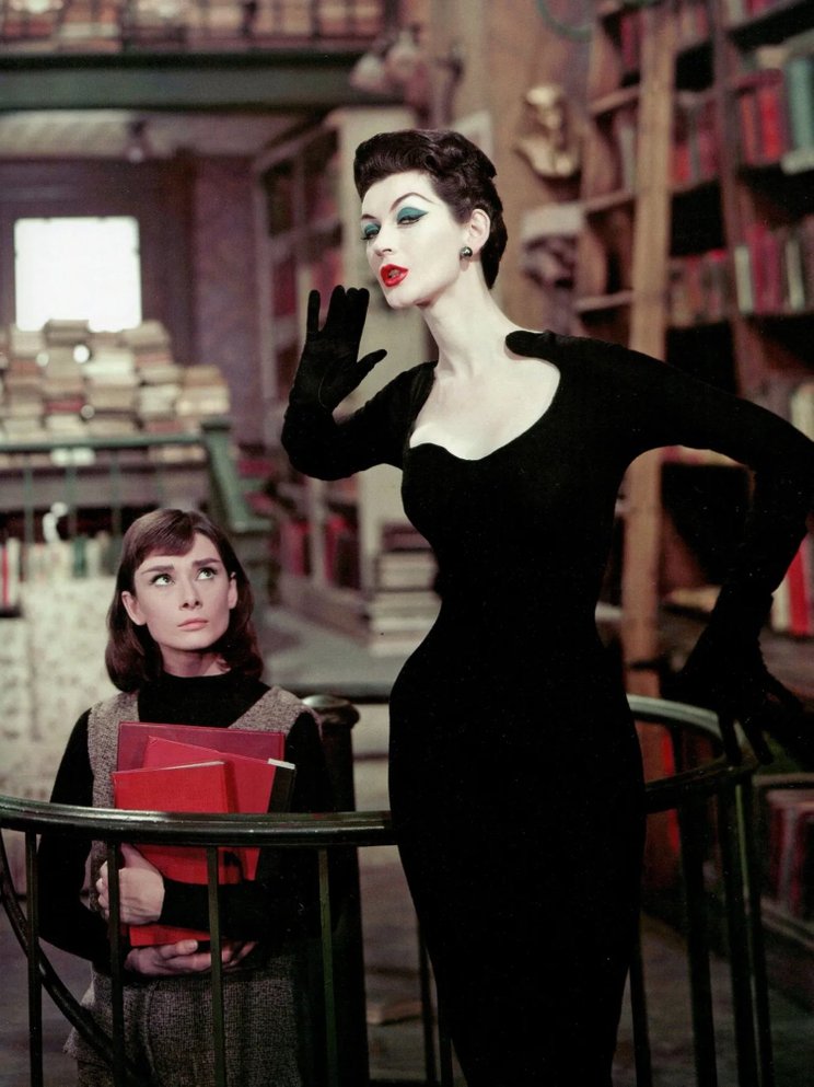 Одри Хепберн и Довима в фильме "Забавная мордашка", 1957