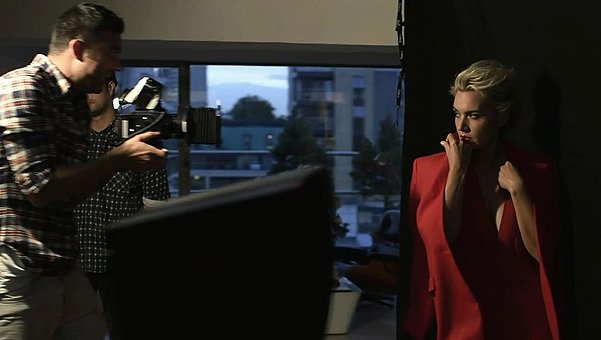 Кейт Уинслет на съемках рекламной кампании Lancome