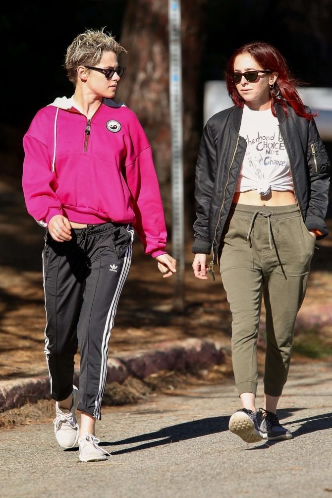 Kristen Stewart and Sara Dinkin: Out for a hike in Los Feliz -10