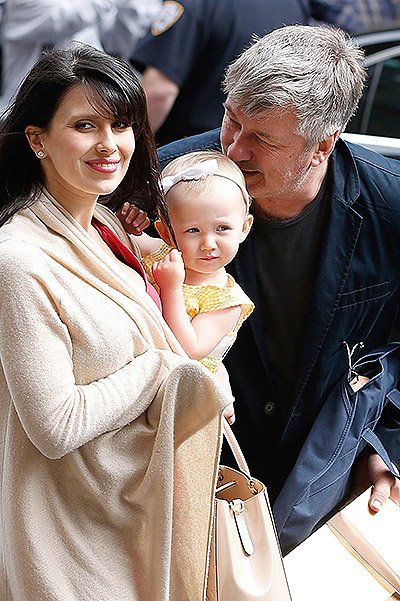Алек Болдуин и Хилария Болдуин с дочерью