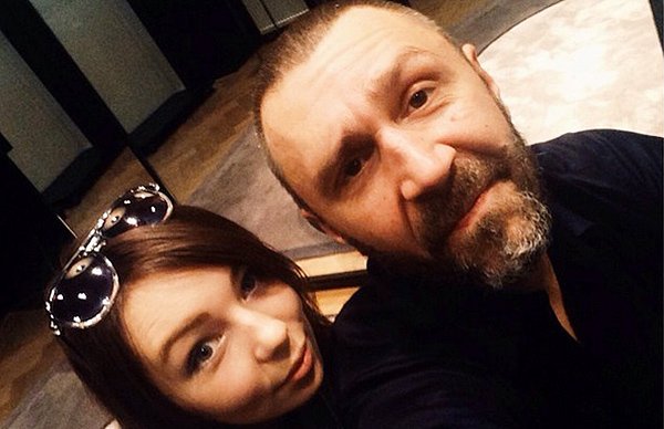 Сергей Шнуров с дочерью Серафимой