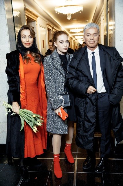 Олег Газманов с женой и дочерью