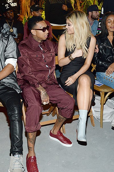 Tyga и Кайли Дженнер на одном из показов, которые прошли в рамках Недели моды в Нью-Йорке