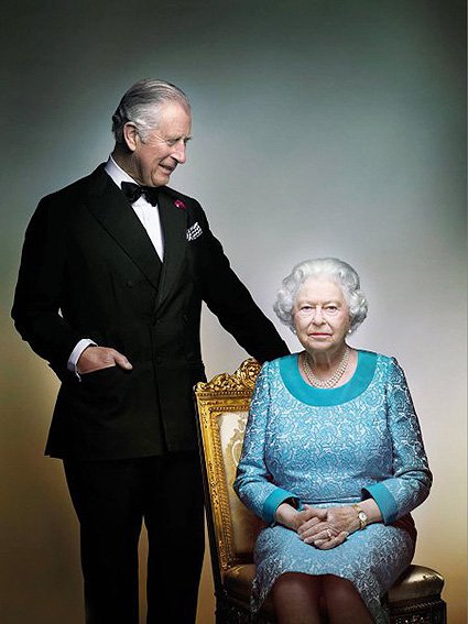 Принц Чарльз и королева Елизавета II