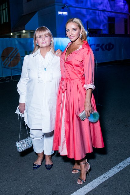 Татьяна Навка с мамой