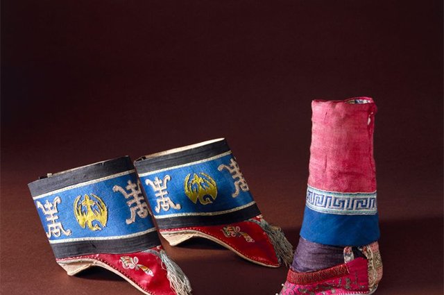 Традиционная китайская женская обувь