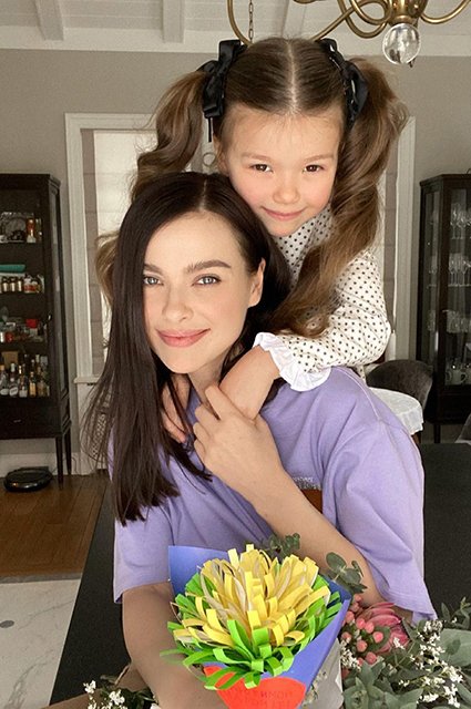 Лена Темникова с дочерью Сашей