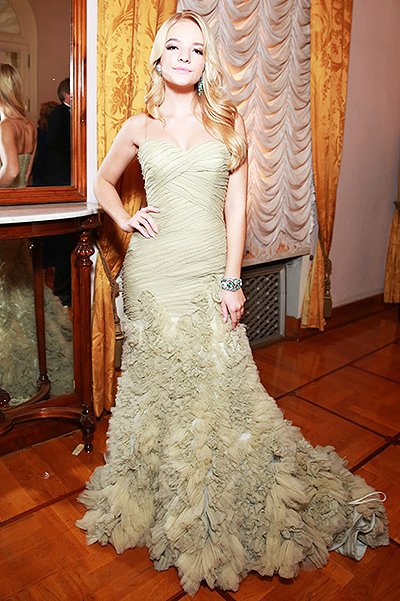 Елизавета Пескова в платье Enzoani