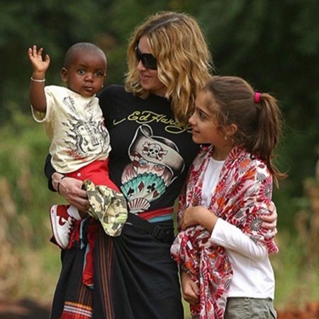 Мадонна с сыном Дэвидом и дочерью Лурдес