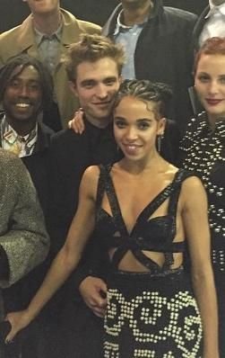 IG: Rob, twigs & the group at the 2015 Brit Awards