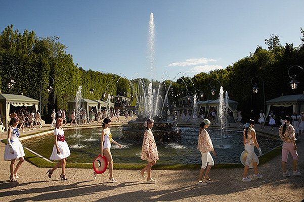 Французская Ривьера на круизном показе Chanel 2012