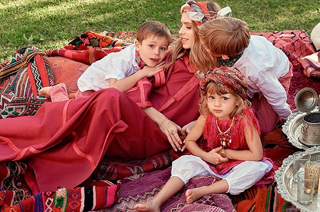 Елена Перминова с детьми