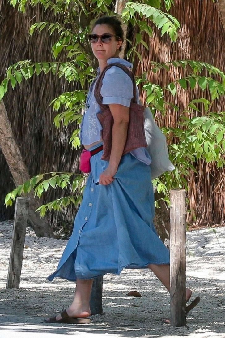 Drew Barrymore on vacation in Tulum -09