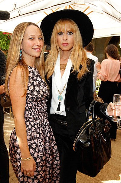 Дженнифер Мейер и Рэйчел Зое на Vogue Fashion Show