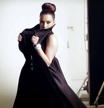 Ким Кардашьян в фотосессии для арабского журнала Hia
