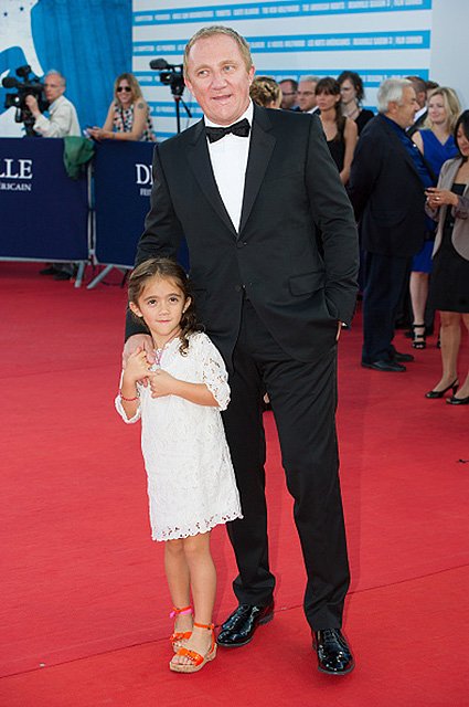 Франсуа-Анри Пино с дочерью, 2012 год
