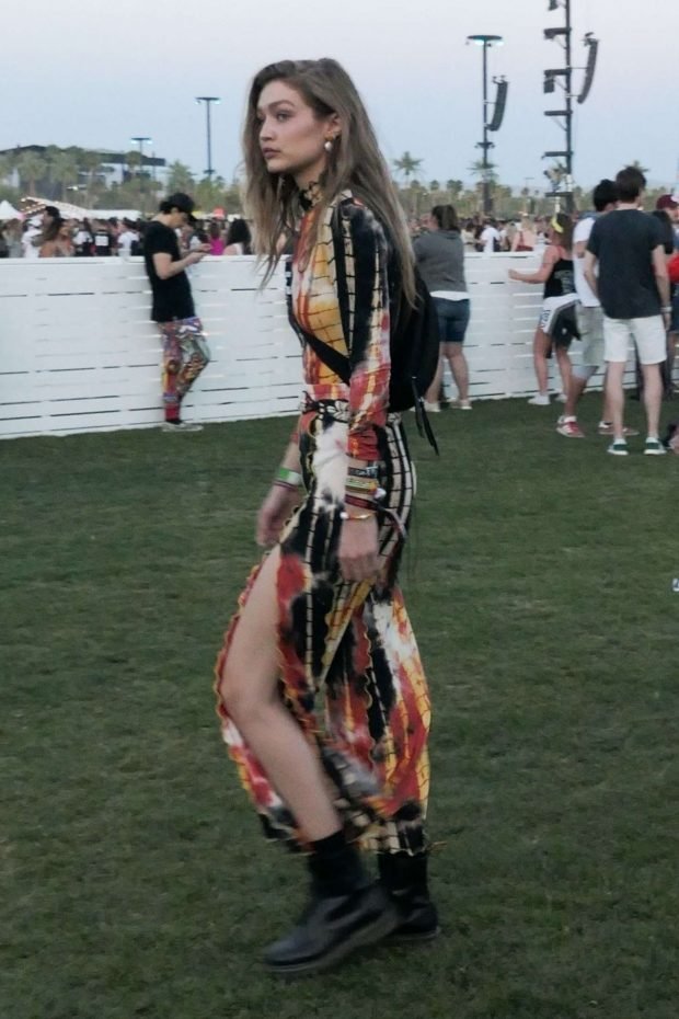 Gigi Hadid at Coachella day 2 -10