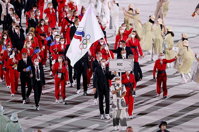 Сборная России на церемонии открытия Олимпийских игр в Токио