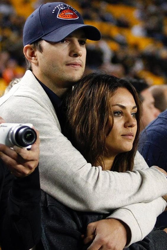 8 Times Mila Kunis and Ashton Kutcher Were Just the Cutest #purewow #news #entertainment